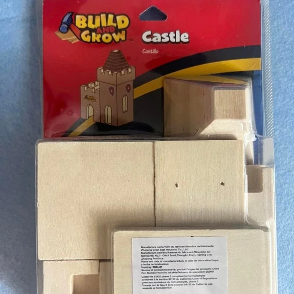Build and Grow Castle Kit NEW IN PACKAGE LOWES
